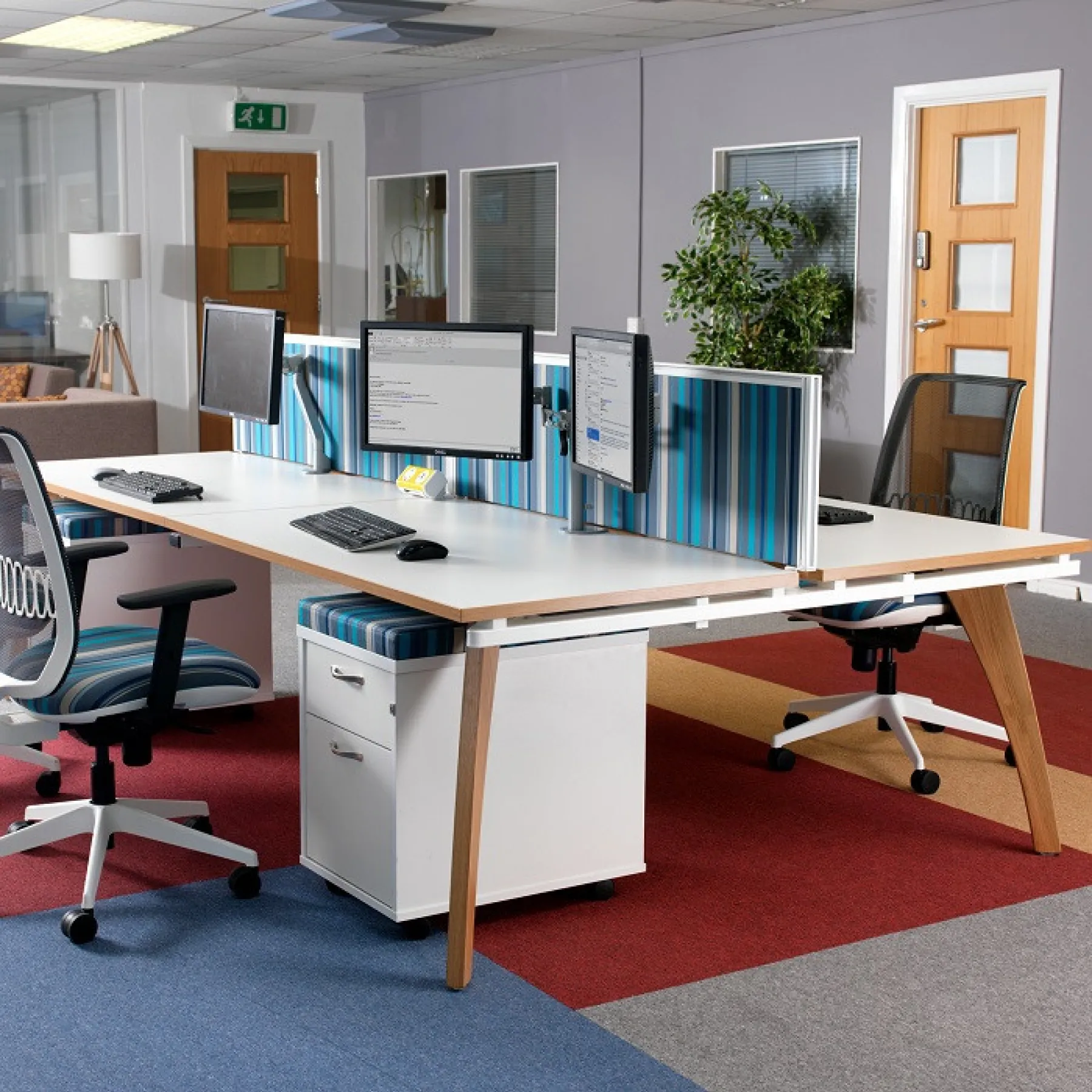 LOF Direct Fuze Bench Desk Single Desk Roomset 2